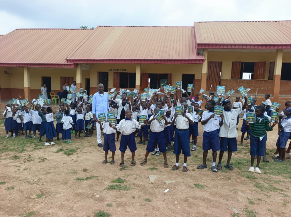 Rolak Foundation supporting children